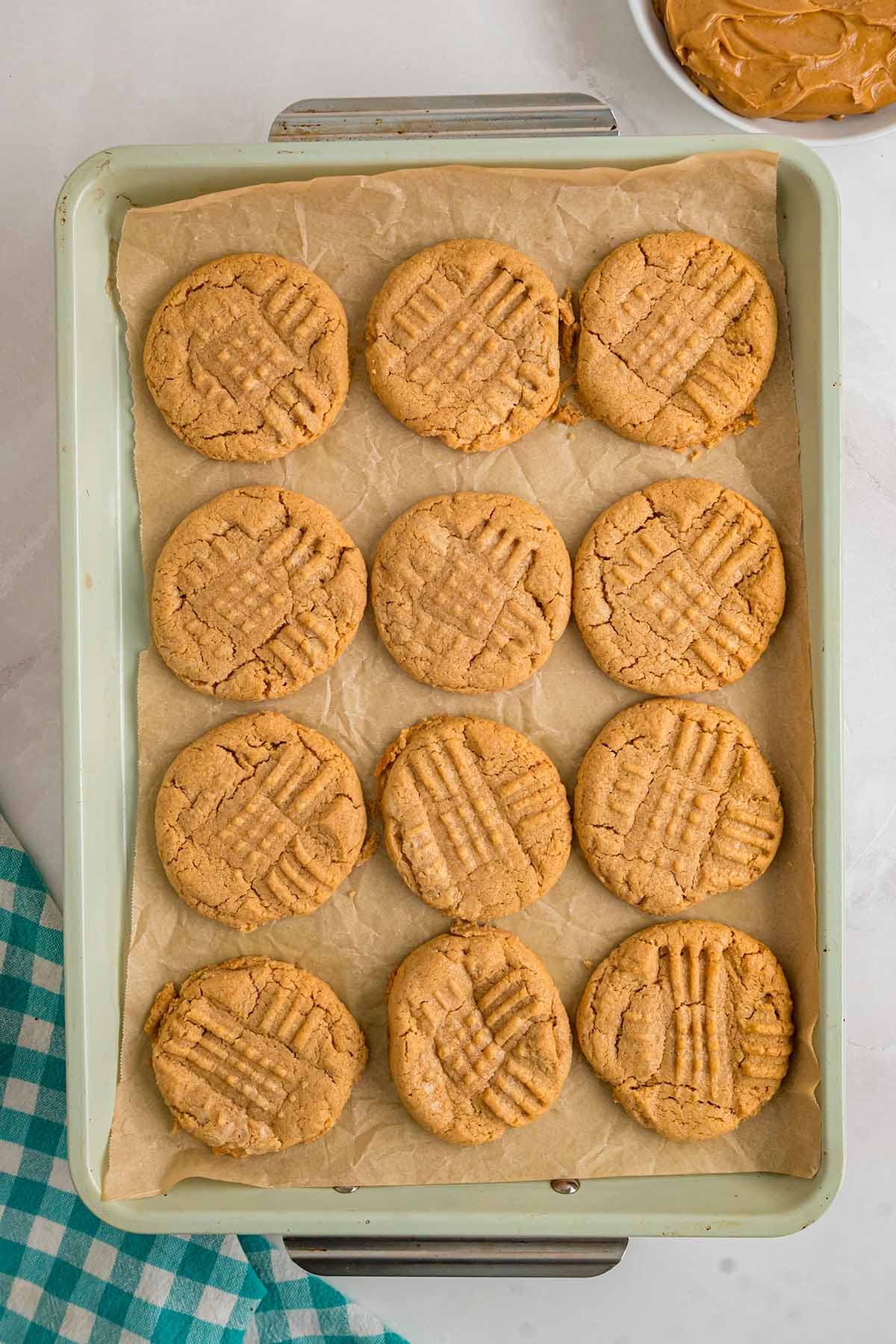 baked cookies in baking sheet.