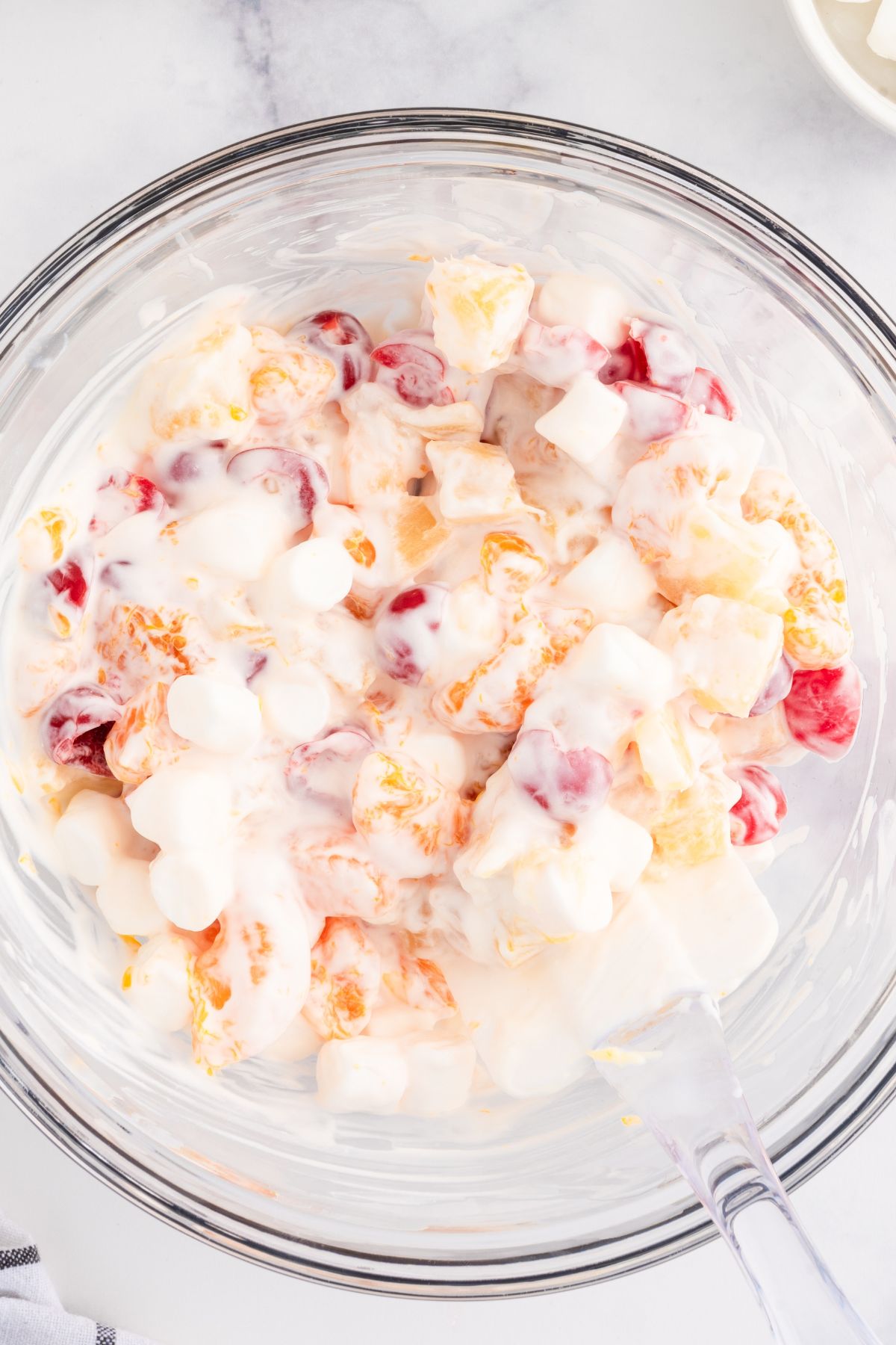 mix all ingredients in the bowl. 