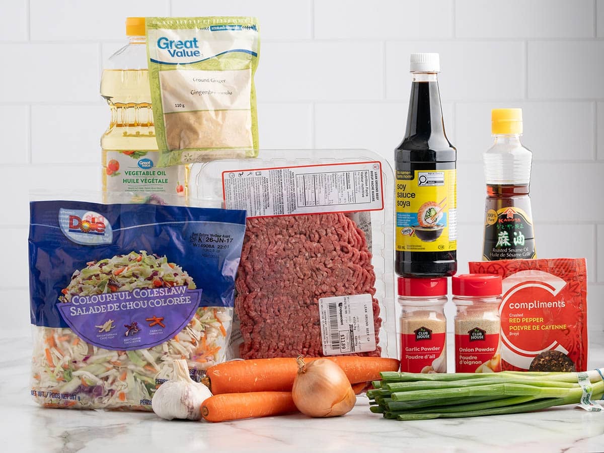 Egg roll ingredients.